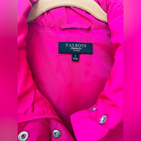 Women’s puffer vest from Talbots size petite Large - Picture 3 of 9